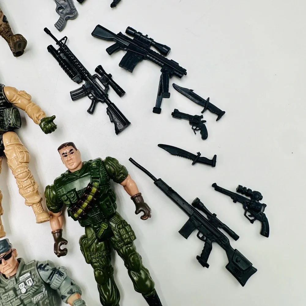 Chap Mei Military Action Adventure Lot of 13 Figures Soldier Mixed with Weapons